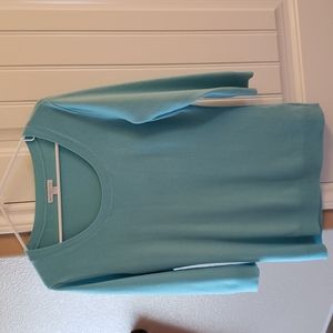 New York & Company blue quarter sleeve sweater